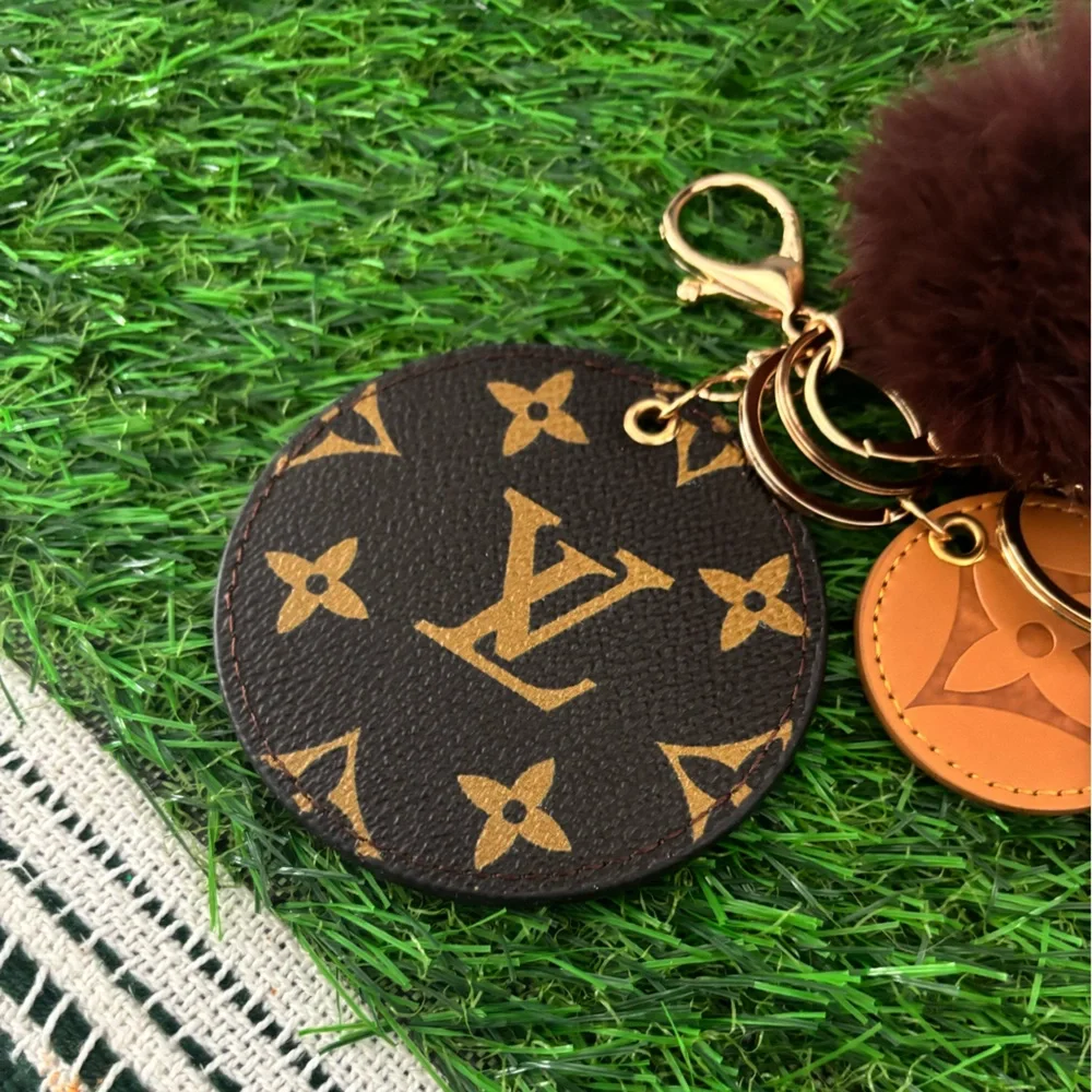 Monogram-Pattern Brown Pom-Pom Keychain - Picture 2 of 5